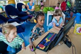 Children in Jasper Branch, Edmonton Public Library